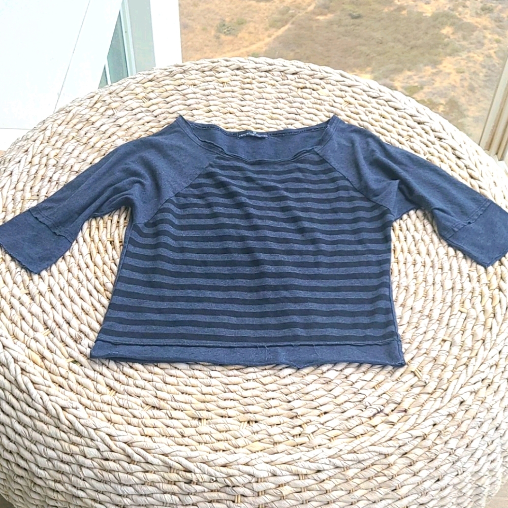 Short sleeve sweatshirt